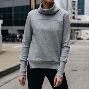 ALO Yoga Gray Turtleneck Sweatshirt